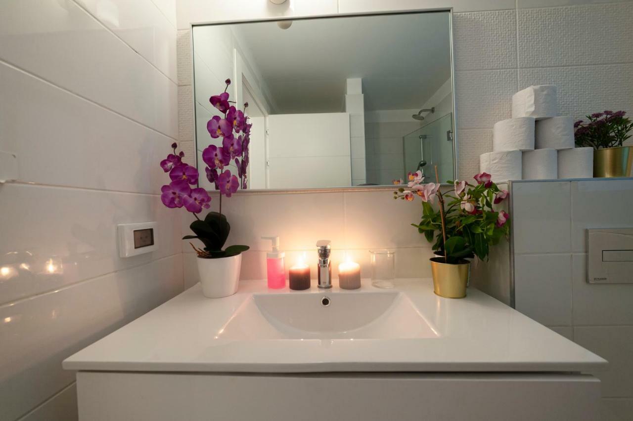 Luxury 2 Bedrooms Apartments Rothschild + Balcony Τελ Αβίβ Εξωτερικό φωτογραφία
